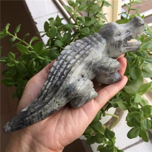Natural Stone Labradorite Hand Made Carved Crocodile Labradorite Crystal Fashion Carved Animal Figurine Gifts
