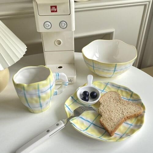 Ins Style Retro Mug Hand Pinched Ceramic Cup And Dish Household Fruit Bowl Dessert Dish Set Lattice Home Decoration Desktop