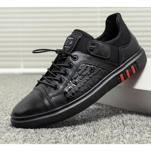 2019 Brand High Quality All Black Mens Leather Casual Shoes Fashion Breathable Sneakers Fashion Flats N10-82