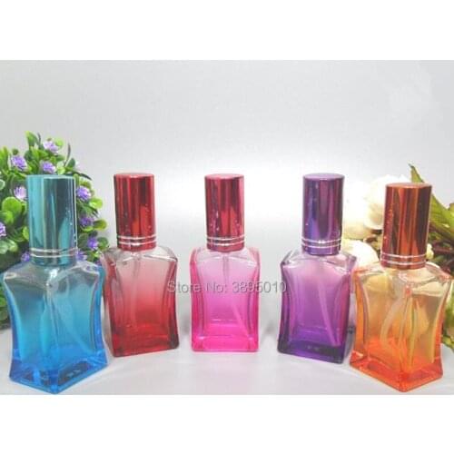 Fashion 15ml Mini Empty Glass Bottles For Perfumes Pump Spray Bottle For Parfum Perfume F701