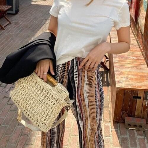 Fashion Bamboo Handle Straw Bags Designer Handbags Women Luxury Wicker Woven Shoulder Bags Summer Beach Rattan Purses Large Tote