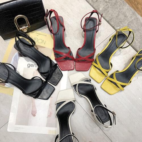 Fashion Ladies Sandals 2021 Summer New Korean Ankle Buckle Casual High Heels Sandals Simple Roman Sandals Tide