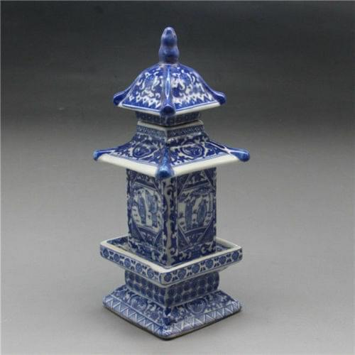 Old Collecting Antique Chinese blue and white porcelain layered tower Vases