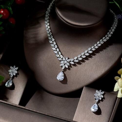 HIBRIDE Fashion New White Color Top Quality Wedding Jewelry Sets CZ Flower Bridal Earrings Necklace Set aretes de mujer N-1391