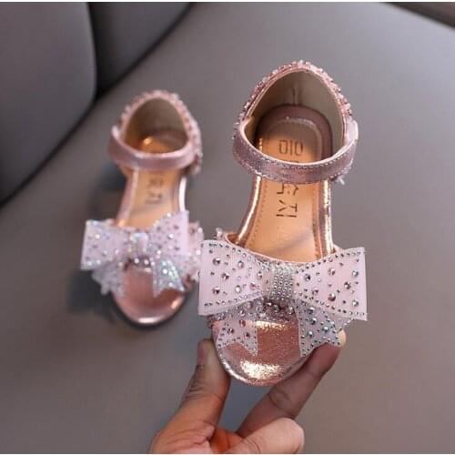 Sandals Shoes For Girls 2021 Summer Kids Flats Childrens Princess Open toe Sandals Pearls With Bowknot Sweet Soft Girl Shoes