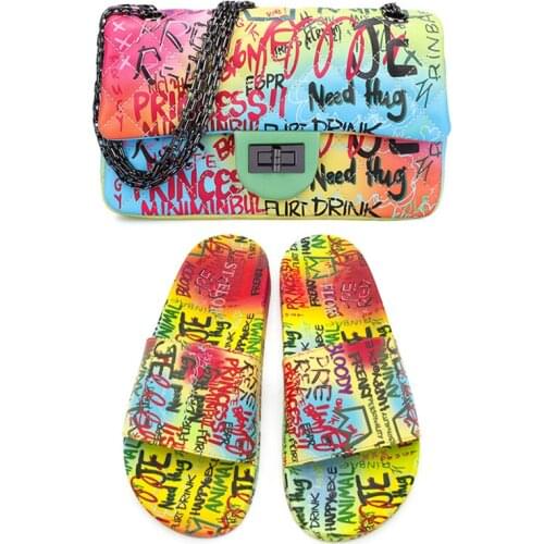 2021Summer Big Size Womens Slides Fashion Casual Non-Slip Slippers Ladies Graffiti Chain Bag Sets Female Matte Shoulder Handbag
