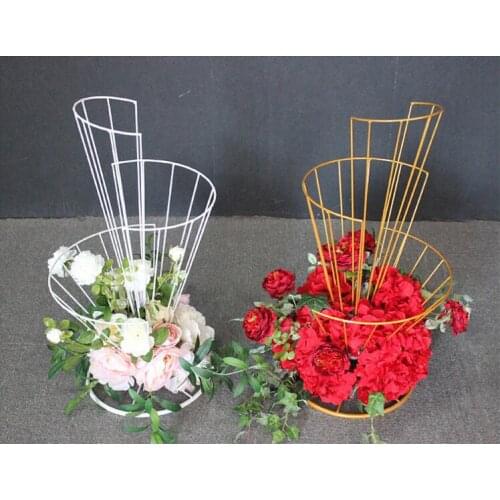 Wedding props welcome area layout wedding tieyi road lead decoration tieyi spiral flower rack main table flower arrangement