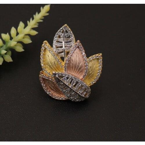 Lanyika Fashion Jewelry High Quality Exquisite Leaf Brooch Pin design for Engagement Wedding Micro Paved Zircon Popular Gifts