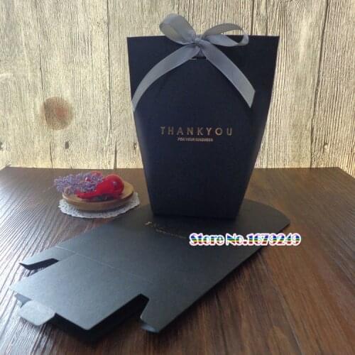 Wholesale Black/white /brown Kraft Paper Candy Box Gift Bag Wedding Party Gift Favors Birthday Party Christmas Supplies bag