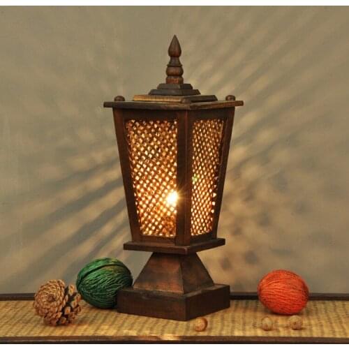 The head of a bed lamp solid wood bedroom warmth new Chinese style household act the role ofing restoring ancient ways