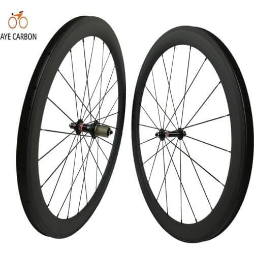 Light weight aero 700c carbon road racing bicycle wheelset with 60mm deep 25mm wide carbon rim road bike wheels novatec hub