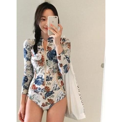 Korean Version of Retro One-piece Swimsuit Slim Long-sleeved Snorkeling Suit Seaside Swimsuit Female Beach Vacation Swimsuit