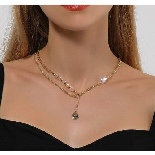 New Fashion Heart Imitation Pearl Women Necklace Temperament Irregular Popular Stitching Smiley Clavicle Chain Jewelry Gifts