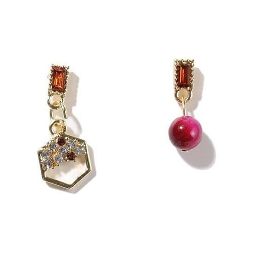 Punk S925 Needle Earrings New Sweet Red Bean Crystal Asymmetric Female Earrings Compact Geometric Hypoallergenic Earrings