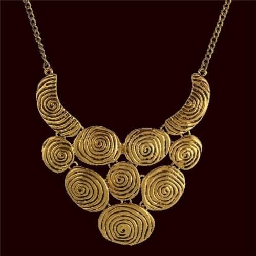 Round Alloy Geometric Necklace Metal Retro Neclacke Jewelry Women Exaggerated Punk Female Accessories