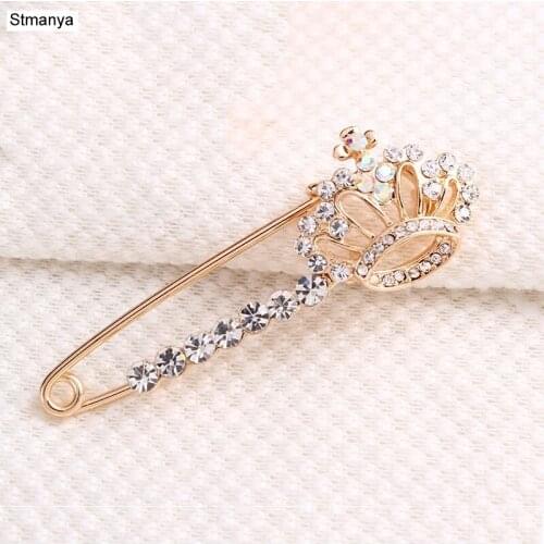 Korean version of the high - end crown brooch Dabie pin bride braised sweater accessories H1114