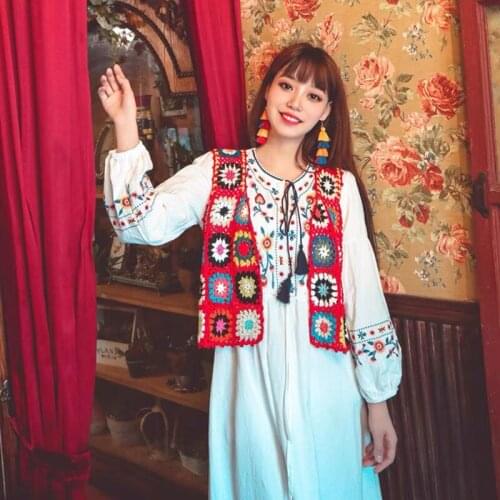 Bohemian spring and summer retro style handmade hollow cardigan with a colored ethnic style vest and casual all-match top