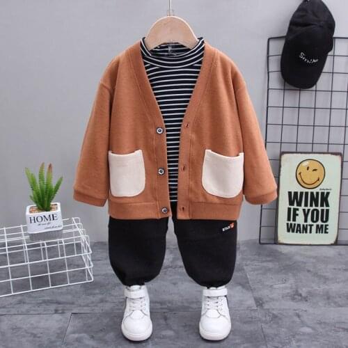 Boys spring and autumn suits baby spring clothes 0-5 years old childrens 3-piece suit Sweater cardigan +Striped T-shirt + pants