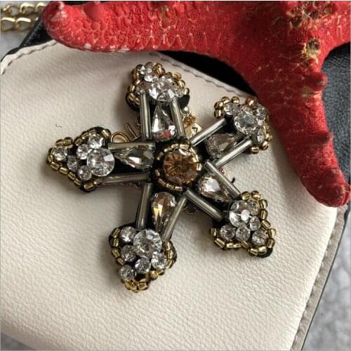 4pcs 7*7cm Heavy Cross Snowflake cloth stickers bead necklace decorative decals European style shirt clothing accessories A066