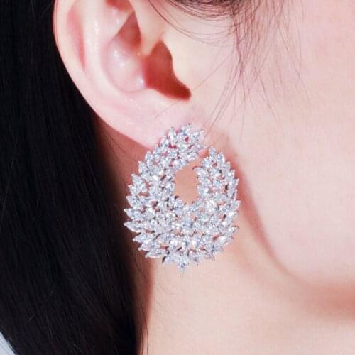 QooLady Statement White Gold Leaf Design Micro Pave Cubic Zirconia Stone Luxury Bridal Earrings for Wedding Party Jewelry E054