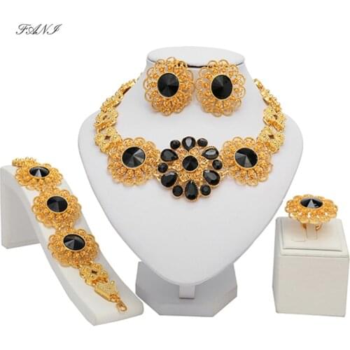 Fani nigerian wedding woman accessories jewelry set Brand Dubai Gold Jewelry Set Wholesale Fashion African Beads Jewelry set