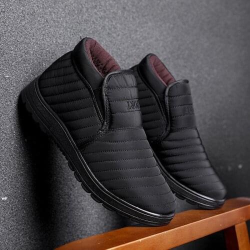 Men Ankle Boots 2021 New Winter Boots For Men Waterproof Warm Snow Botas Mujer Slip-On Ankle Boots Low Heels Winter Shoes Men224