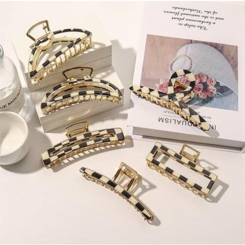Vintage Hair Clips for Women Claw Clip Elegant Acetate Alloy Plaid Crab for Hair Girl Hair Barrettes Hair Clips Hair Accessories
