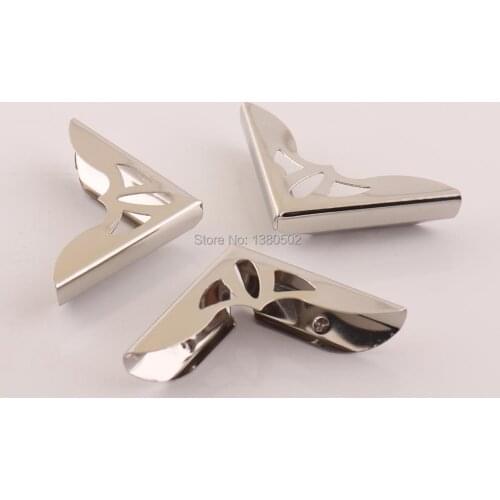 30pcs 30*30*7mm hollow out Silver Color Scrapbooking photo frame Corner Protectors