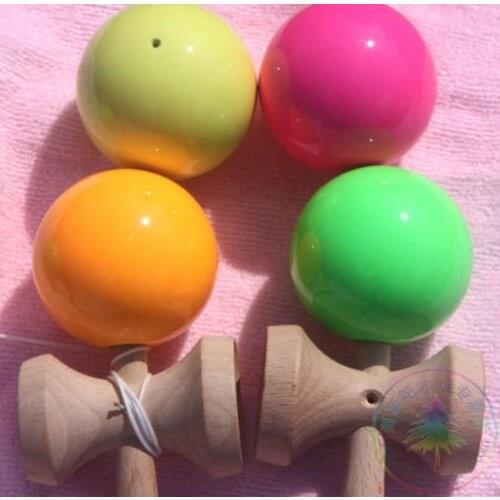 TWB retail/lot Size:18.5cmTraditional beech Game Kendama Ball colorful PU Paint tribute professional
