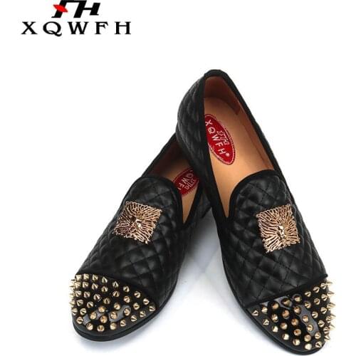 2019 New Fashion Local Gold-colored Tops and Metal Toe Nails Mens Velvet Dress Shoes Mens Casual Shoes Mens Flat Shoes