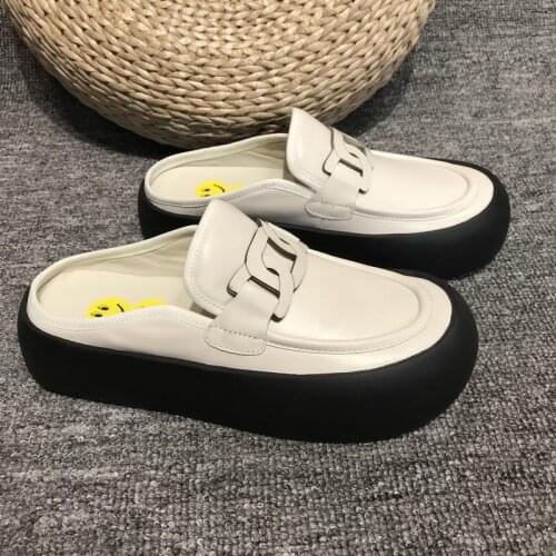Woman Slippers Womans Shoes Sandals Women 2021 Flat Slippers for Women Fashion Low-heeled Shoes Joker Chain Flat Slippers