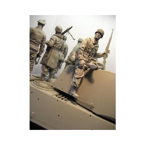 1/16 3rd Fallschirmjager Division (1944 Part V) one person Resin Figure soldiers GK WWII Uncoated No colour