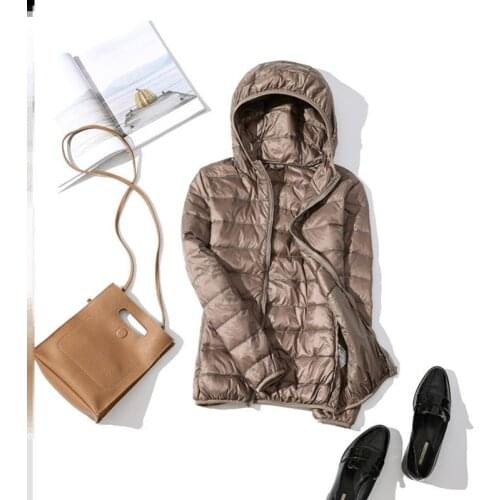 2021 New Brand 90% White Duck Down Jacket Women Autumn Winter Warm Coat Lady Ultralight Duck Down Jacket Female Windproof Parka