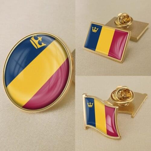 Queens University of Canada Flag National Emblem Brooch Badges Lapel Pins