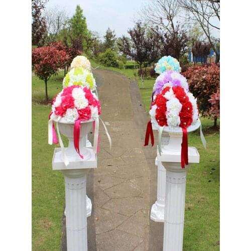 New Arrival Aritificial Silk Flower Kissing Ball with Pearl Ribbon Roman Column Lead Dahlia Flowers for Wedding Decoration