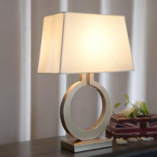 Modern Simple Table Lamp Golden Dining Table Decoration Table Lights Living Room Study Desk Decor Bedroom Bedside Led Desk Light