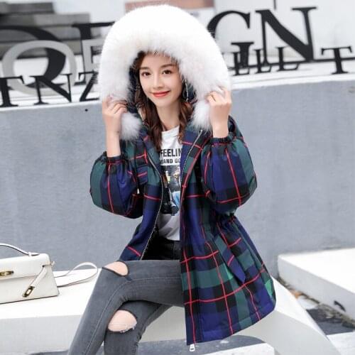 Womens short 2020 new Korean version white duck down big hair collar Lantern Sleeve waist closing womens coat fashion