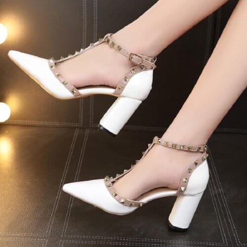 Women Summer Thick High Heels Pointed Toe Rivets Cover Heel Shoes Ankle Wrap Buckle Block Heels Closed Toe Sandals 20181122