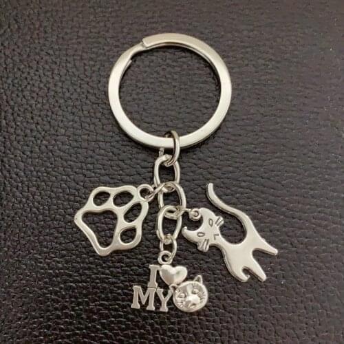 1Pc Vintage Cat Footprint Animal Keychain I love My Cat Engraving Word Pendant Keyring Making Women Gift Jewelry Handcraft