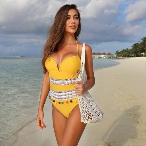 2021 Hot Selling Women Swimwear Tassel Solid Open Back Halterneck Swimsuit Strapless Back Deep V Swimsuit Women Sexy Bikini