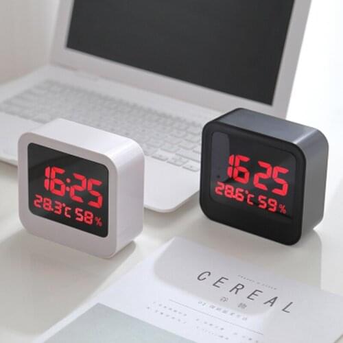 Automatical changing of brightness day/night desktop clock LED despertador Usb Alarm Clock Temperature Humidity Table clocks