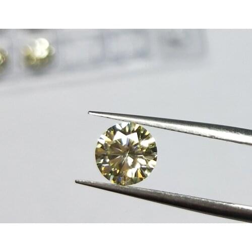 Loose SIC Moissanites Carat Stone 3.0mm to 12mm Middle Yellow Color Round Excellent Cut Synthetic Gems for Jewelry