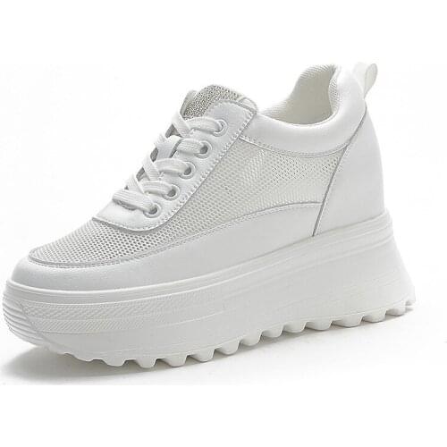 Krasovki White Wedge Sneakers Shoes Platform Air Mesh Breathable Hollow Shoes Chunky Platform Heel Pumps Zapatos De Mujer