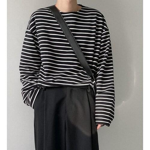 Fashion Striped Long-Sleeved T-Shirt Men Loose Casual O-Neck Mens T-Shirt 2021 New Korean Version Autumn Hedging Male Top