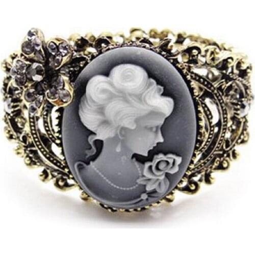 New Gold Tone Punk Trendy White Black Queen Marbleized Stone Cuff Bangle Bracelet for Women Fashion Jewelry
