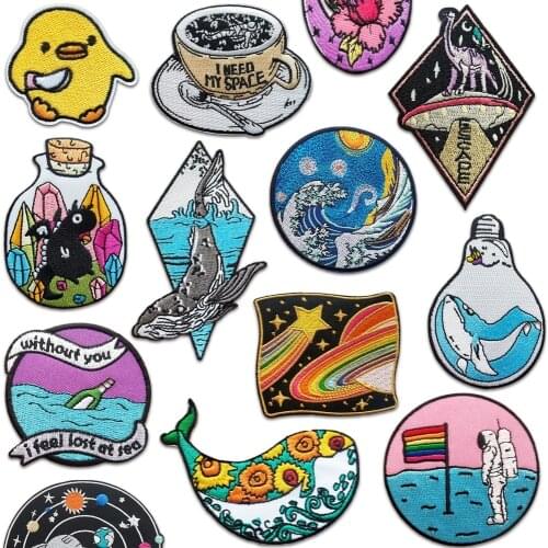 Fashion Animal Patches On Clothes Stickers Embroidery Iron on Patch for Clothing Embroidered Patchs Hats Jeans Badge Appliques