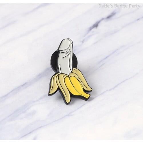 New Banana Enamel Pin Cartoon Fruit Brooches Button Gift for Friends Buckle Funny Jewelry Clothes Jeans Cap Badge for Bag Lapel