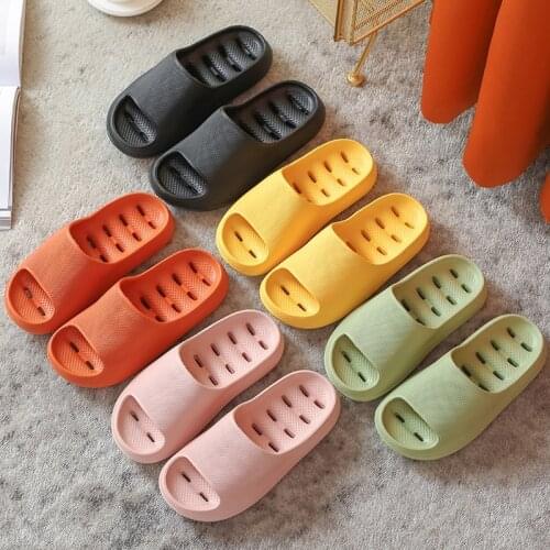 2021 New Thick Bottom Slippers Women Non-slip Summer Home Bathroom Slides Couples Indoor Female Flip Flops Shoes Eva Soft Sole