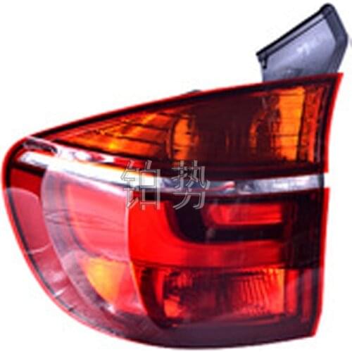Car Brake light tail light side wall right side 2008-b mwX5 E70 X5 3.0d 4.8i X5 E70 LCI30dX 35iX 40dX 50iX outer tail light R