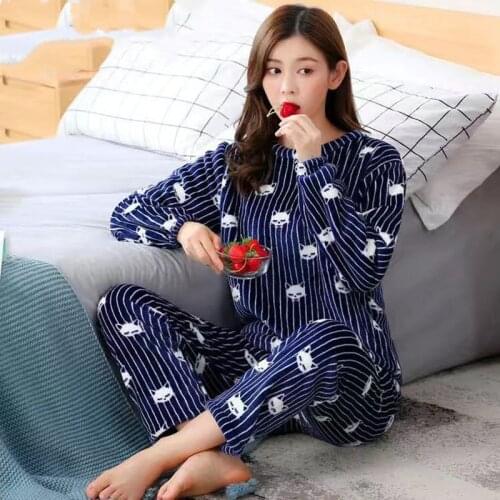 Womens Winter Pajamas Set Round Neck Collar Cartoon Sleepwear Warm Flannel Pajama Casual Mom Big Size New Fashion Homewear